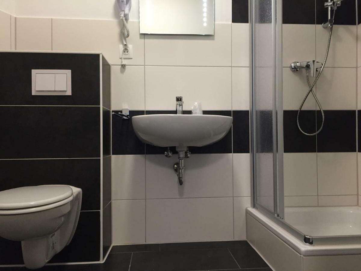 מלון הנובר Haus Tannenhof מראה חיצוני תמונה